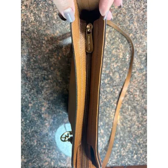 Michael Kors Jet Set Travel Camel Saffiano Leather Crossbody - Picture 5 of 15